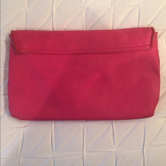 Miztique Pink Turnlock Crossbody - Picture 4 of 4